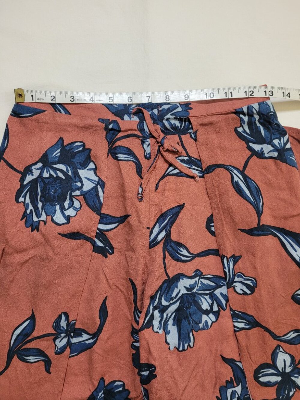 Olivaceous Raven Boho Floral Wide Leg Pants Drawstring Small Coastal Resort - Picture 6 of 11